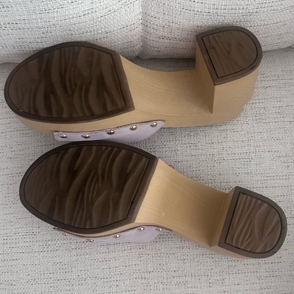 Woman's Franco Sarto Womens Capri 3 Clog Sandal in Soft Lilac size 8.5 - Picture 8 of 9